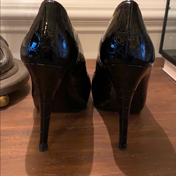 Stuart Weitzman PeepToe Heels - Picture 5 of 11